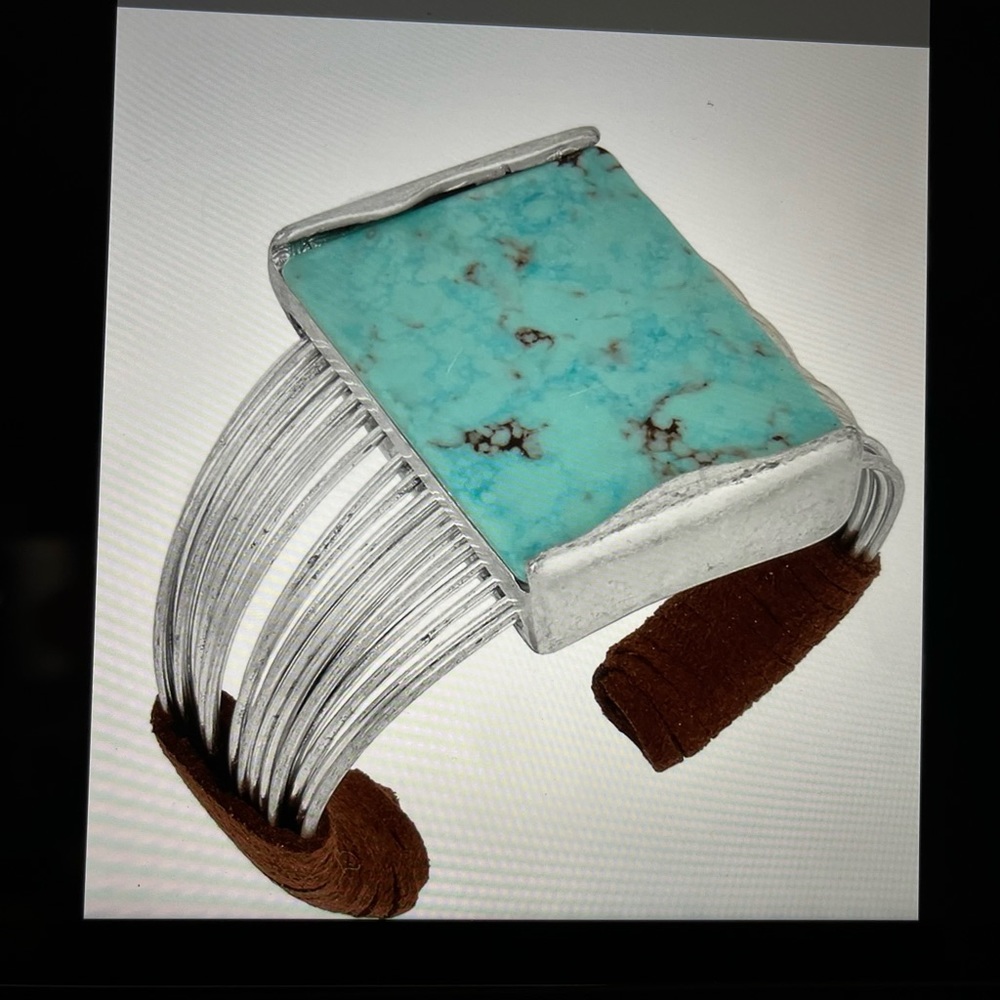 Robert Lee Morris Soho Cuff Bracelet.- EUC.